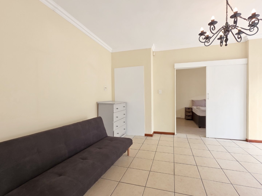 1 Bedroom Property for Sale in Bloubergrant Western Cape